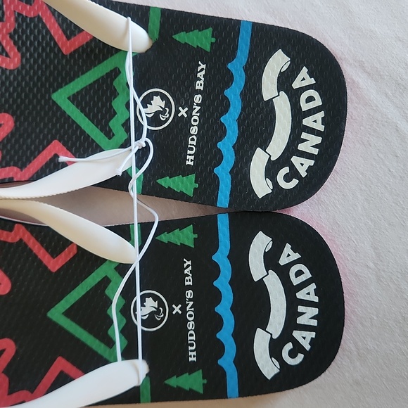 Hudson's Bay HBC Canada Summer Flip-Flops NWOT ☀️ - Picture 2 of 8